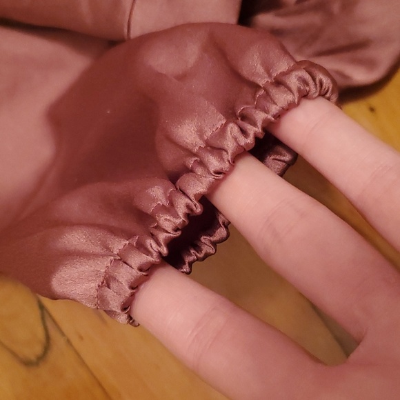 Abercrombie & Fitch Mauve Wrap Blouse - Picture 8 of 8